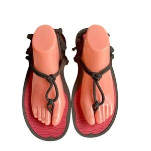 NWOT Zero Drop Aqua Cloud Barefoot Women's Sz 10 Thong Sandal Beach Flip Flop